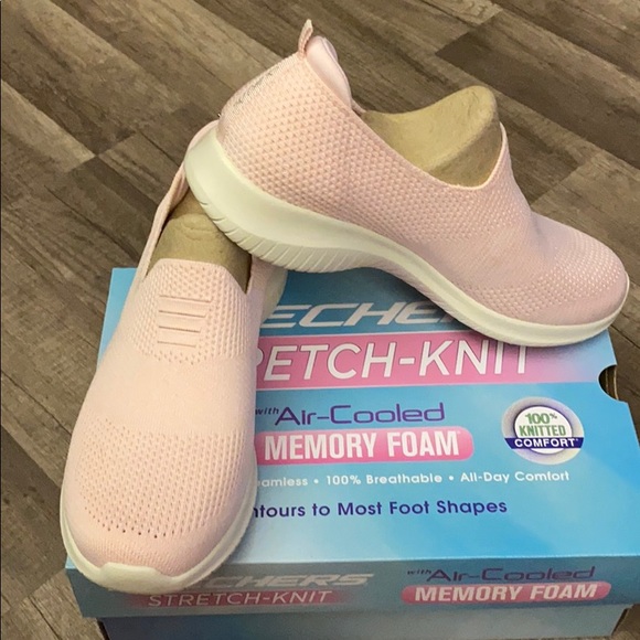 skechers womens ultra flex stretch knit